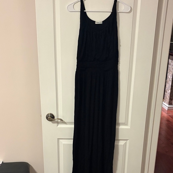 Ginger G Dresses & Skirts - Ginger G Black Sleeveless Maxi Dress
